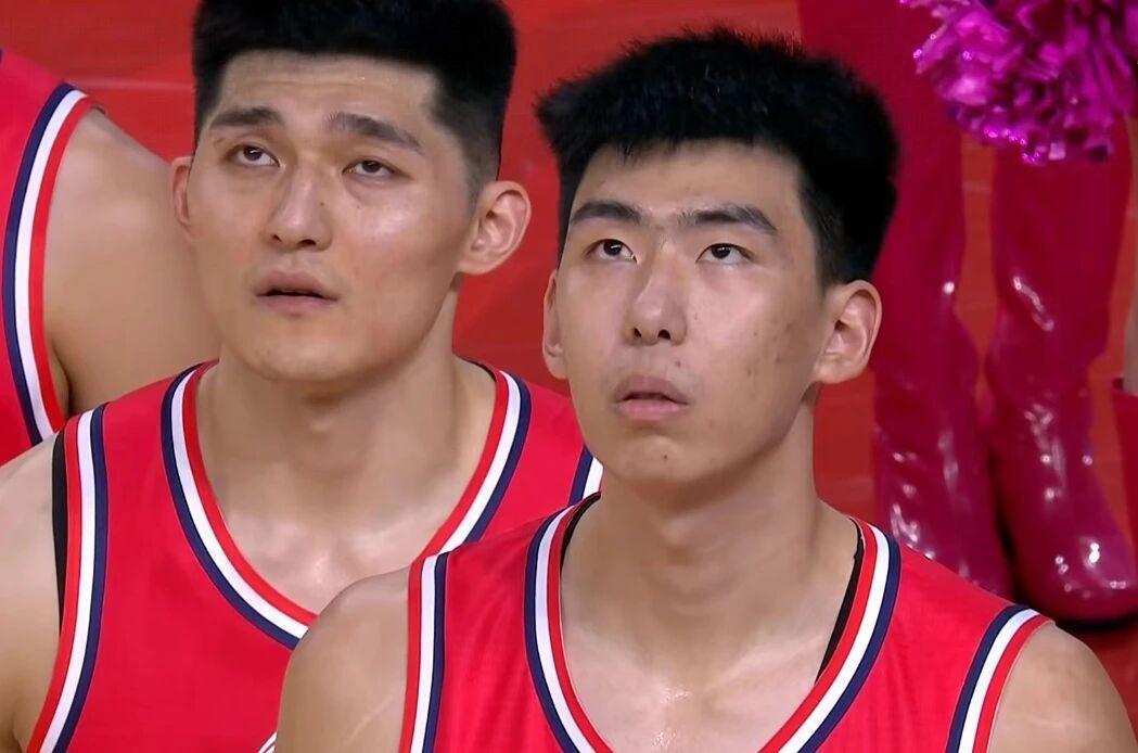 乐鱼app-徐昕入围四大奖项名单 一奖已是囊中之物 广州球迷喊他“干杜锋”